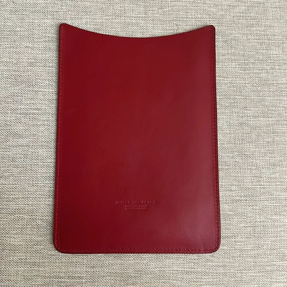 🦋 Beautiful red genuine leather butterfly tablet cover from Spain!